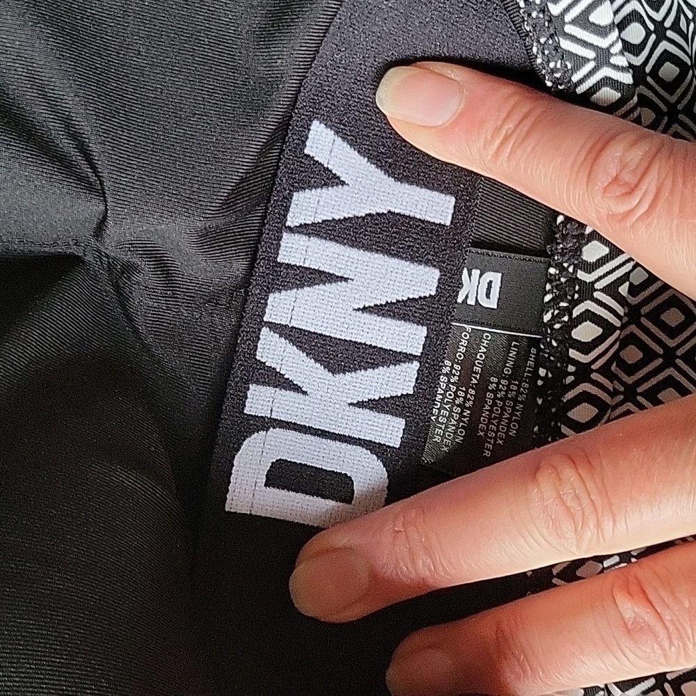 DKNY Swimsuit One Piece Black White Tummy Control Slimming Geometric Design Sz.L - Picture 12 of 16